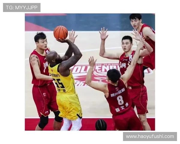 FPX战队强势领跑精英赛积分榜总分达到80分展现冠军实力 FPX战队强势领跑精英赛积分榜总分达到80分展现冠军实力