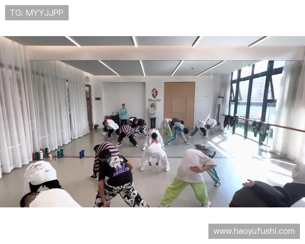 南京街舞队的防反策略揭秘:深度解析街舞文化与技巧的完美结合 南京街舞队的防反策略揭秘:深度解析街舞文化与技巧的完美结合