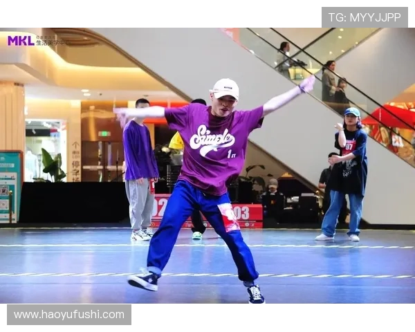 成都街舞队实力引发热议舞者们的激情与争议交织的舞台故事