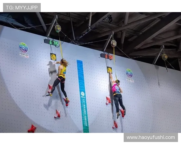 武汉攀岩队边路渗透策略解析与攀岩热点发展趋势探讨