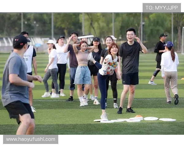 王娜独家分享飞盘技巧与心得体会助你提升竞技水平与乐趣体验 王娜独家分享飞盘技巧与心得体会助你提升竞技水平与乐趣体验