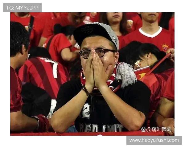 成都篮球队配合问题引发热议球迷与专家各执己见探讨战术调整